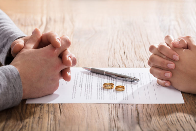 ¿Invalida El Divorcio un Testamento en Florida?